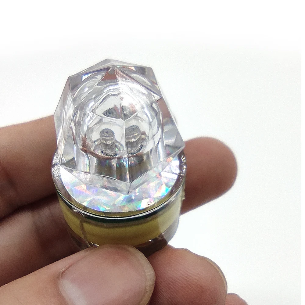 1PC 20g Deep Drop LED Fishing Lamp Underwater Diamond Shape Flash Light  Attracting Squid Fishing lure Tackle 5 Colors