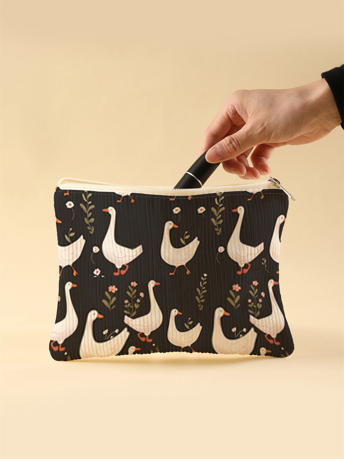 Women's Corduroy Travel Cosmetic Bag Portable Large Capacity Makeup Storage Organizer Zipper Clutch Purse Make up Bag