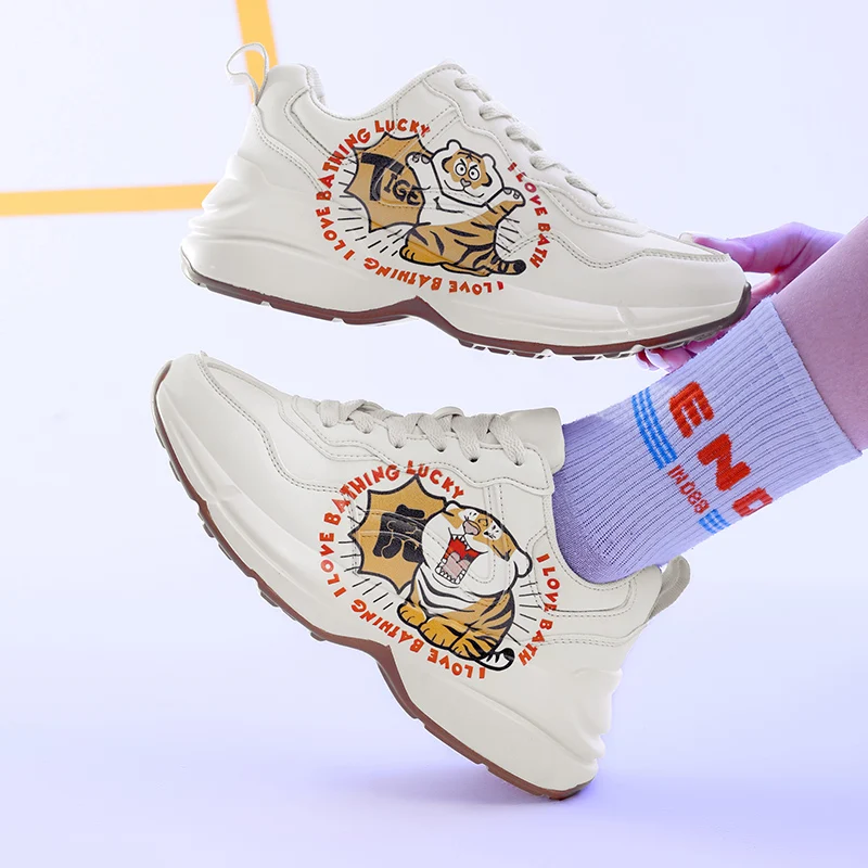 Piattaforma Di Alta Qualità Designer Casual In Pelle Donna Uomo Suola Spessa Scarpe Tigre Traspirante Outdoor White Tennis Chunky Sneakers