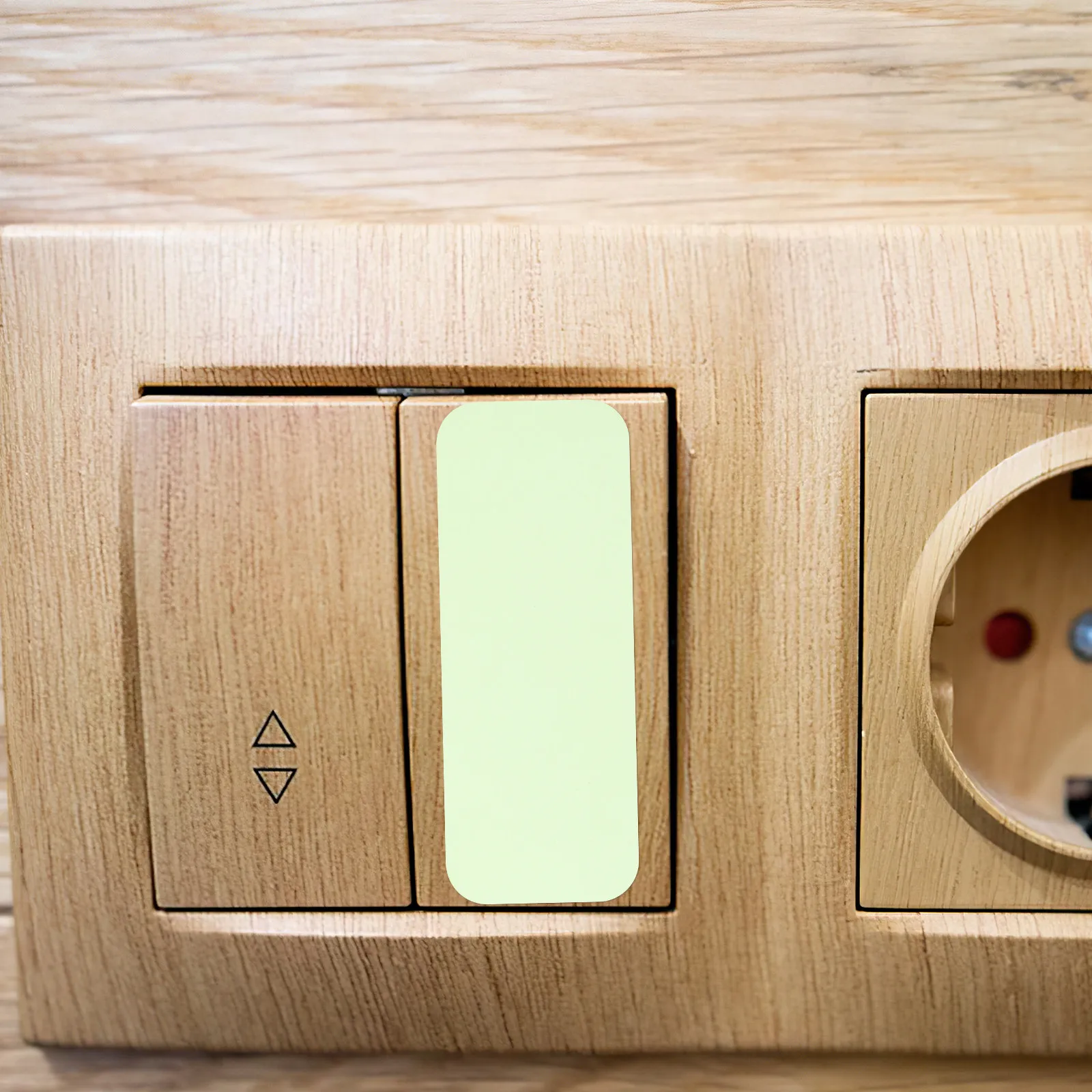 1장 야광 스티커, 거실 침실 조명 장 발광 스위치 데칼, 어둠 속에서 빛나는 스티커