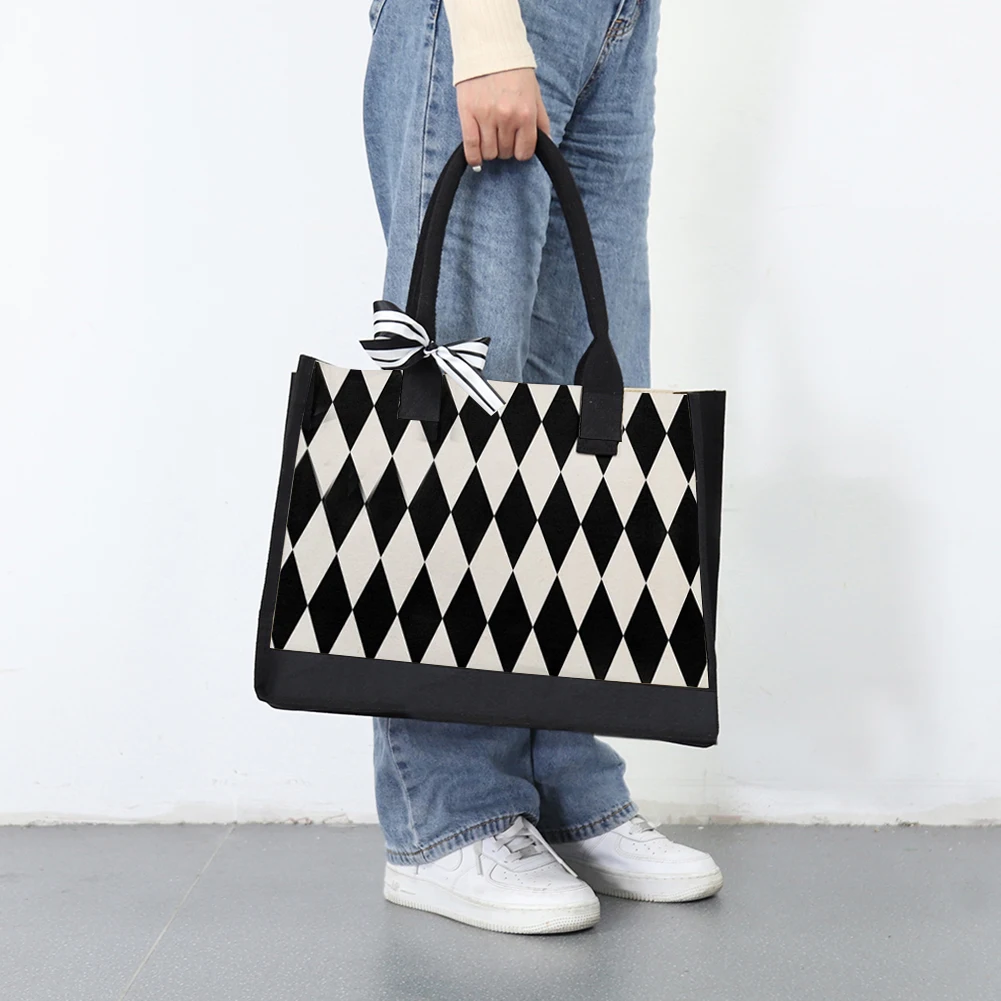 Womens Black and White Checkered Pattern Tote Bag