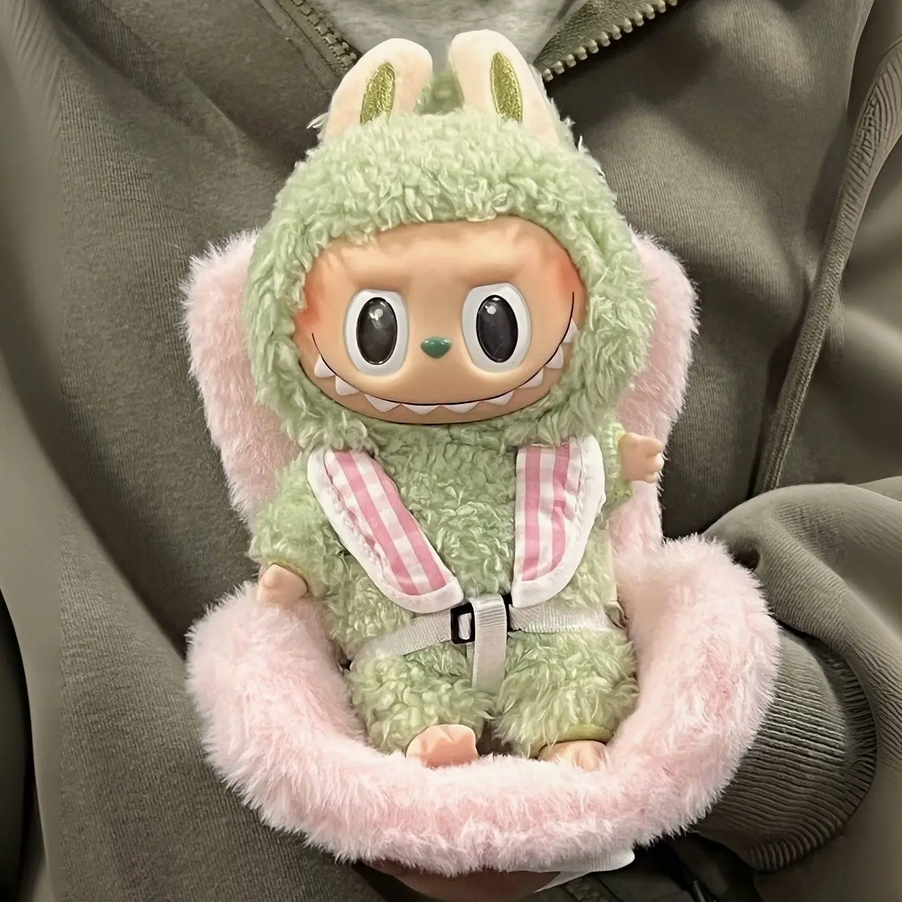 For 17cm Vinyl Dolls Labubu Small Car Seat - Labubu
