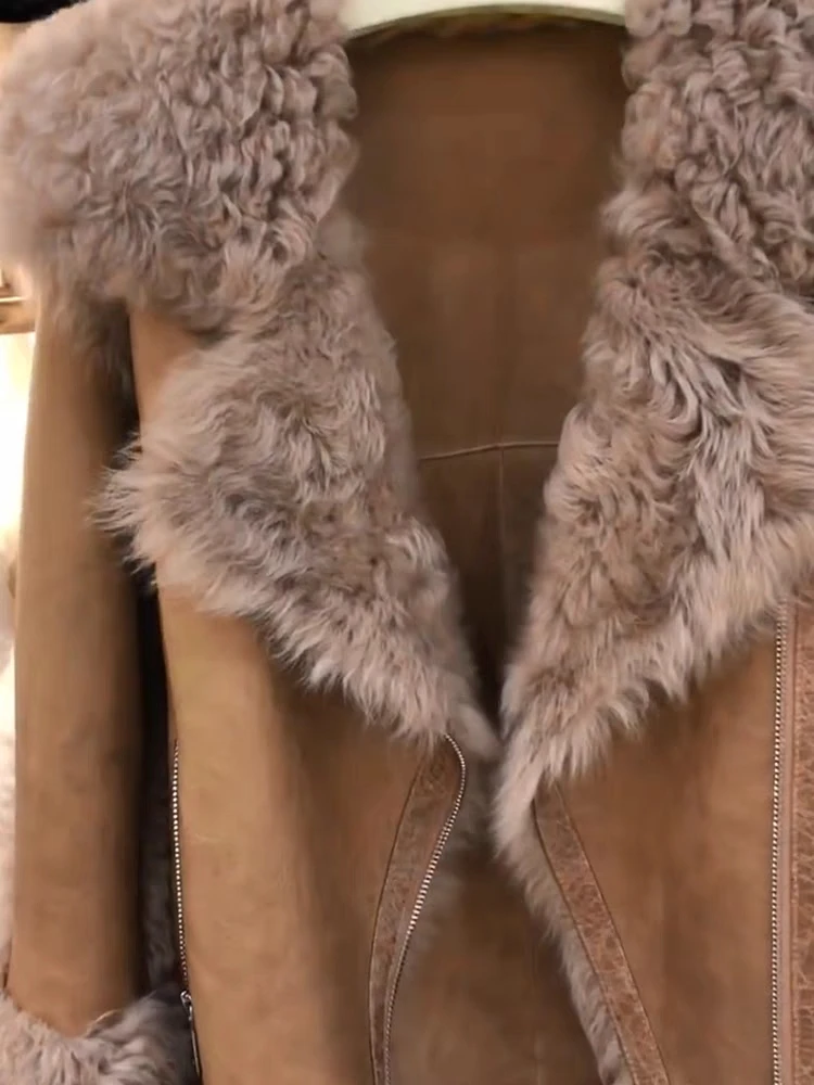 Autumn and Winter Fashion New Vintage Polo Collar Artificial Lamb Fur One Piece Light Luxury High Grade Small Motorcycle Wear Wo