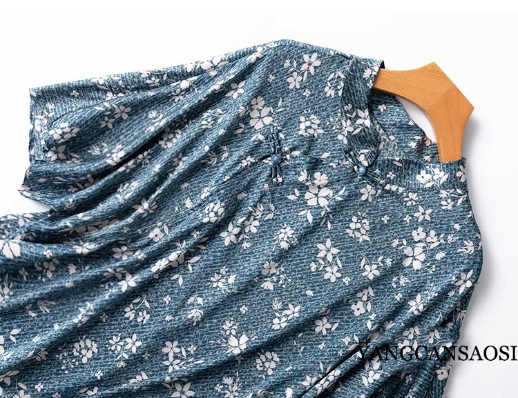French Blue Floral Artistic Sense 93%Natural Mulberry Silk Elastic Satin Chinese Classical Short Sleeved Button Up Women's Shirt