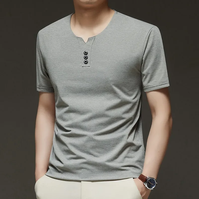PlatiNum T-shirt lifestyle image 3