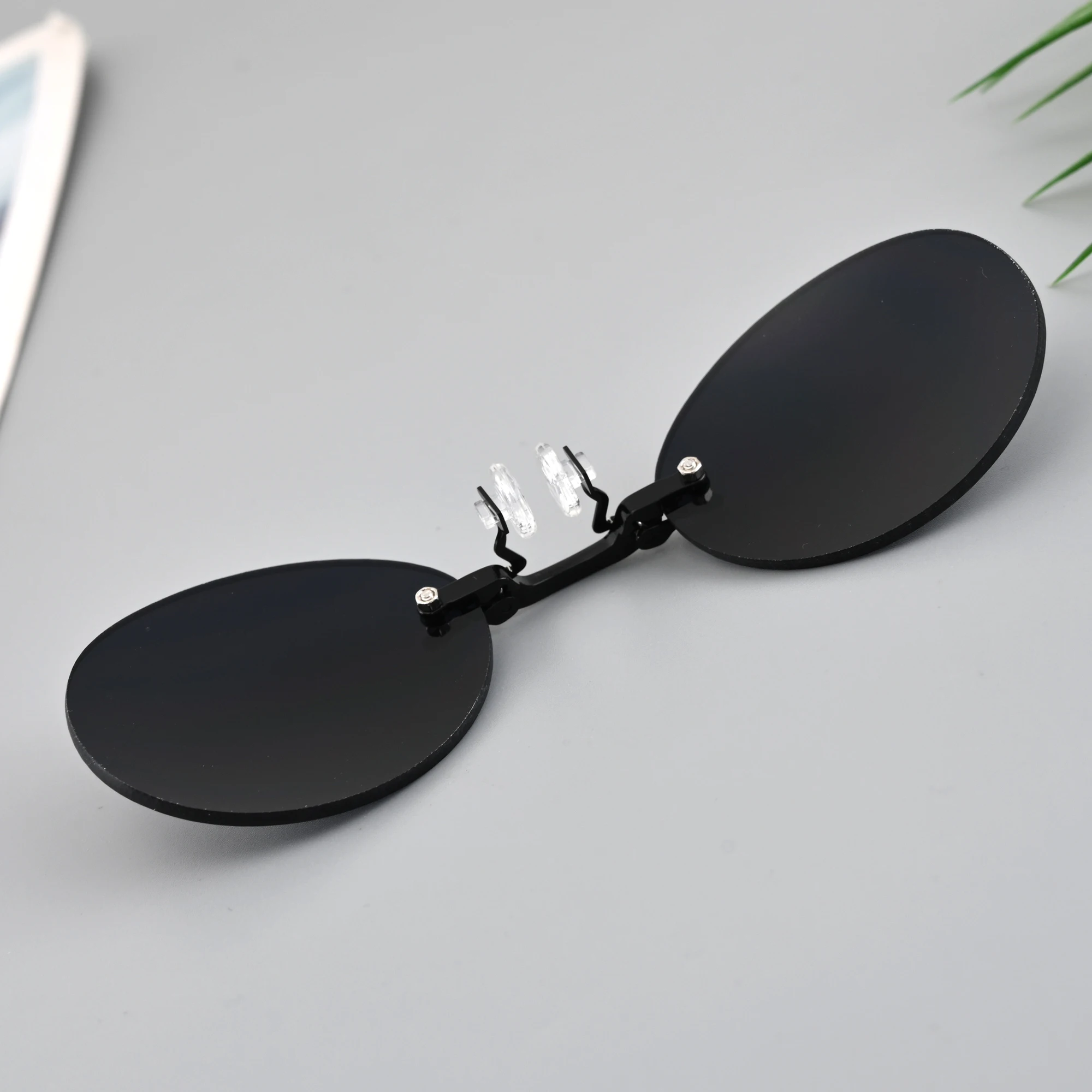 New Clip On Nose Glasses Round Rimless Matrix Morpheus Sunglasses Mini Frameless Vintage Men Eyeglasses UV400
