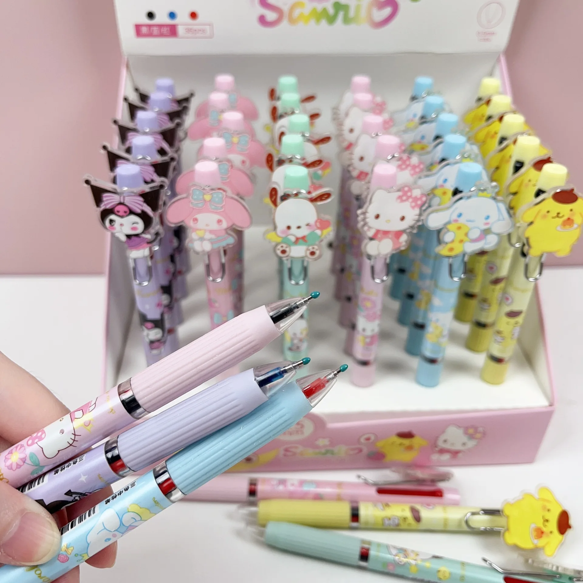 

36 шт., трехцветные гелевые ручки Sanrio с нашивкой, 0,5 мм