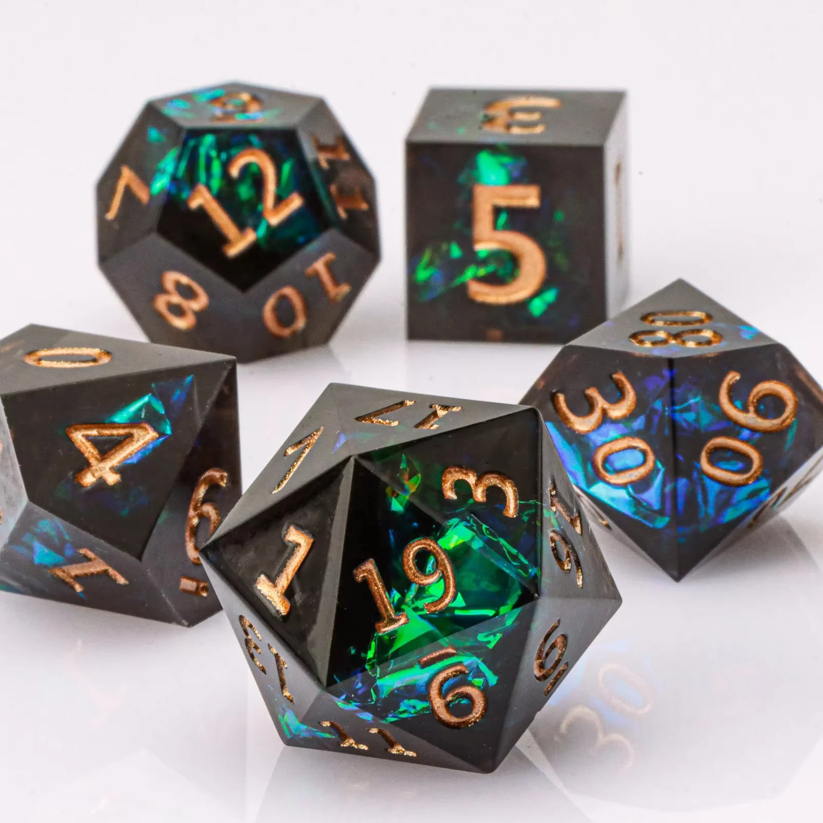 DND 주사위 세트, 7개 레진 LOTR D&D 주사위 세트 (롤플레잉 게임용), 레드 던전 앤 드래곤 D&D 날카로운 모서리 주사위