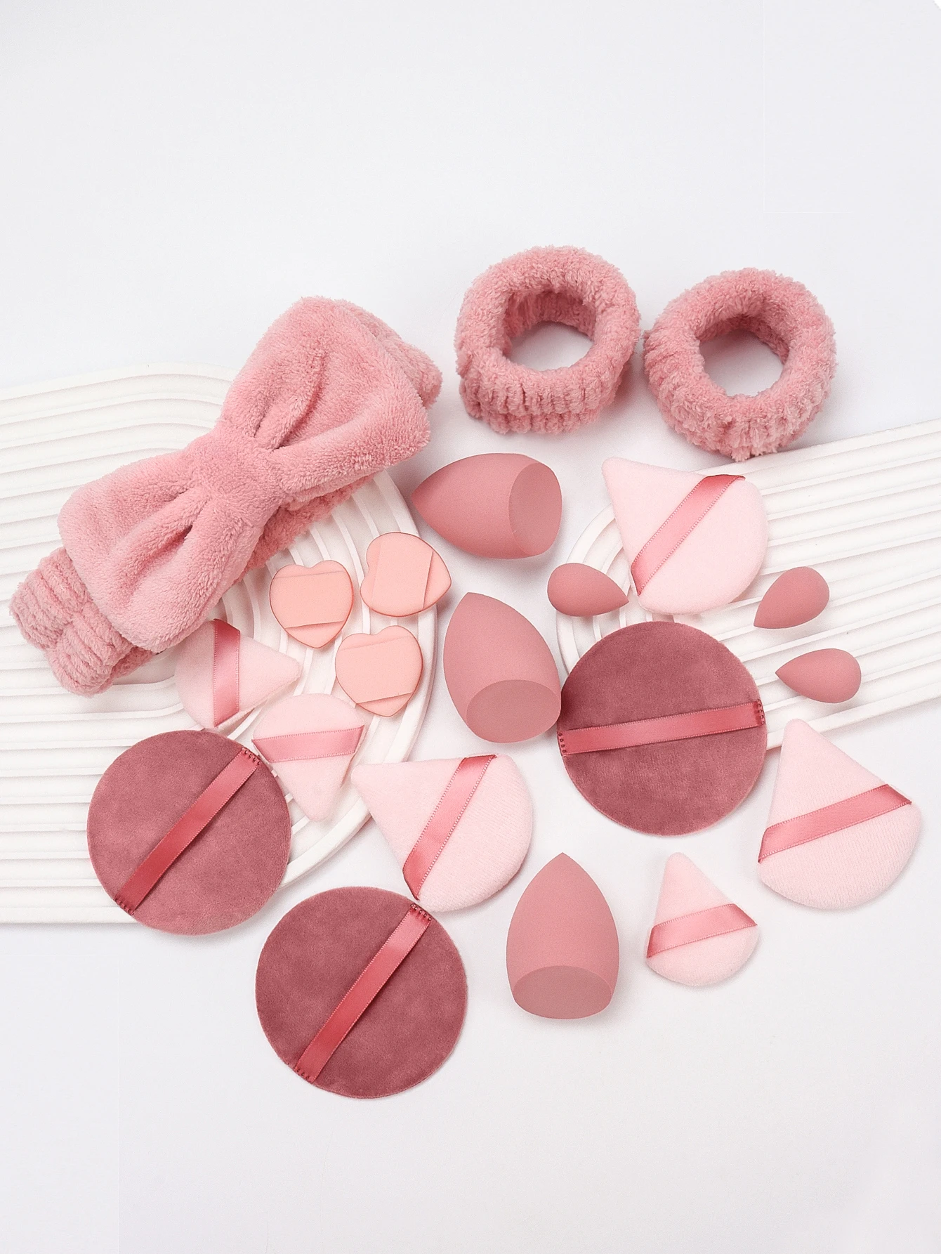 Makeup Sponges Face Wash Puff Beauty Eggs 21Piece Headband Set Consisting of 1 Butterfly Hairband/2 Wristbands/3 Powder Puffs/3 Mini Powder Puffs/3 Makeup Eggs/3 Finger