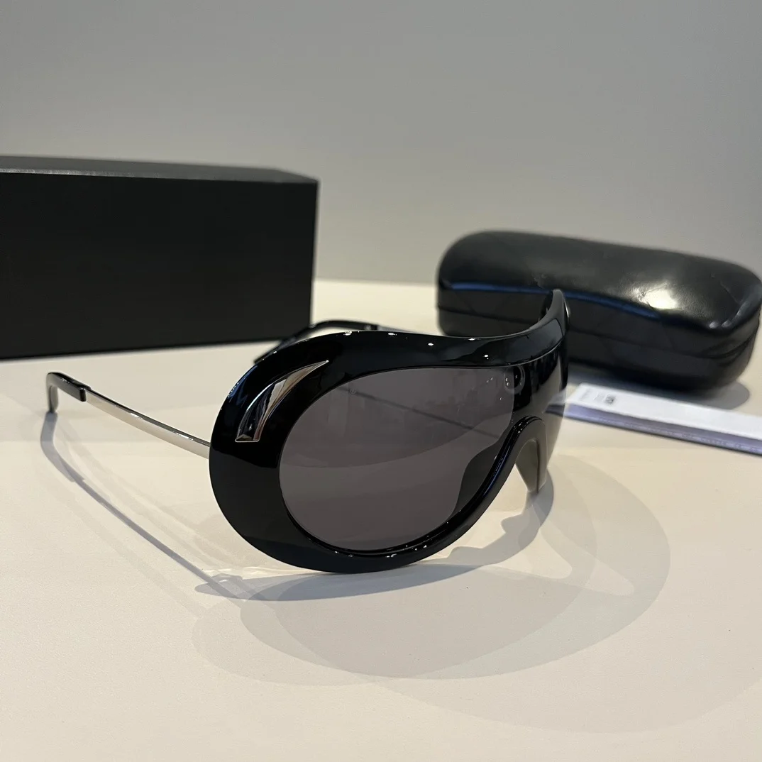 Ŀ�� ���� ���� ���� �귣�� �ΰ� ���� ���۶� �����̾� ������ ���õ� ������ ���� �Ȱ� �׼�����