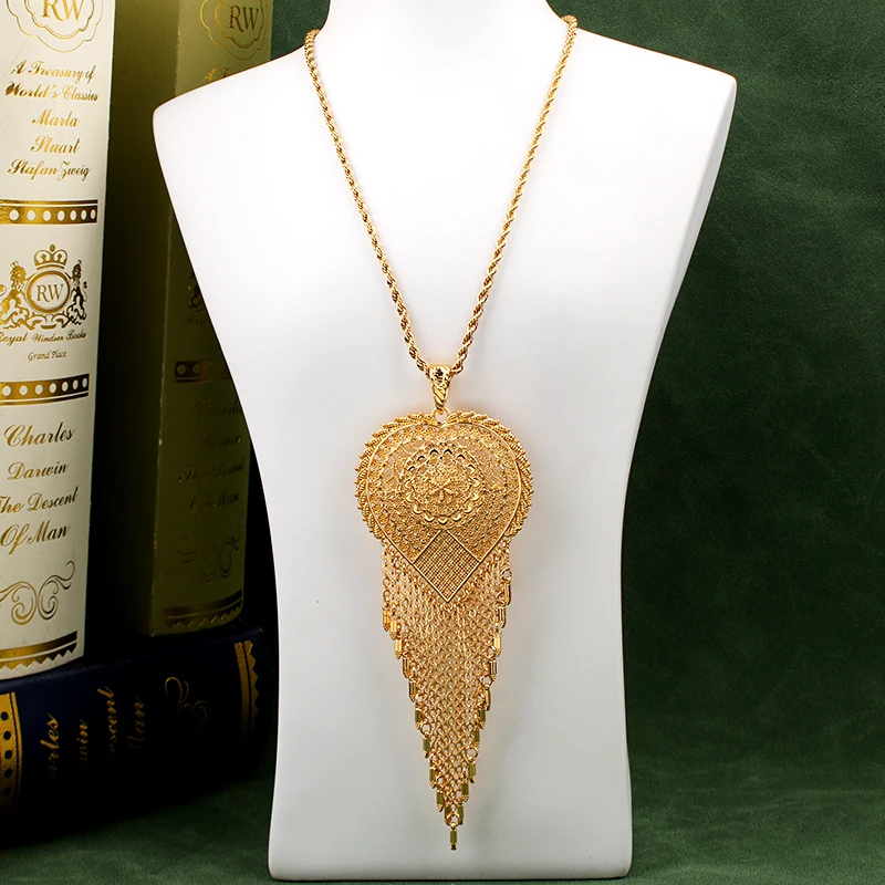 شكل قلب شرابات قلادة ذهبية اللون للنساء المعلقات م...