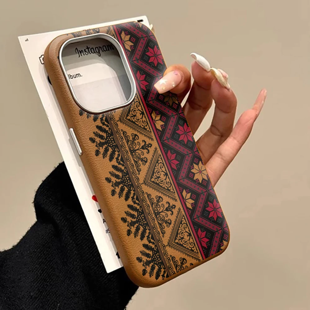 Luxury Fashion Retro Totem Phone Case - Elegant Shockproof Silicone Protection