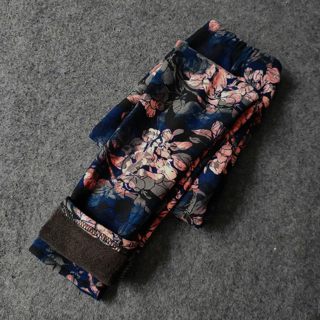 Dyed flower