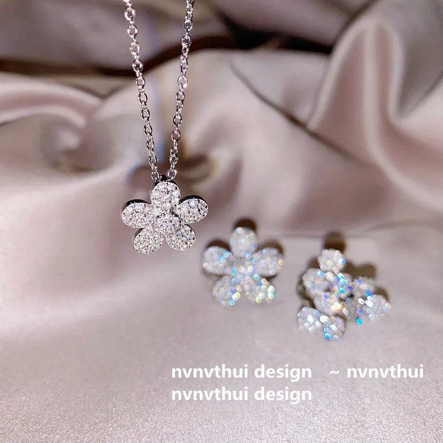 

Sterling Gemstone Flower Pendant Necklace