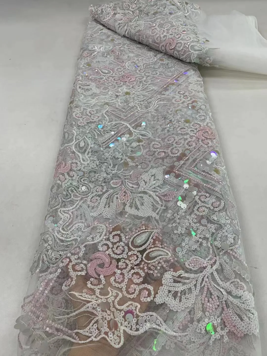 

Black French Sequins Lace Fabric 2024 High Quality African Tulle Lace Fabric for Party Dresses Sewing 5Yards