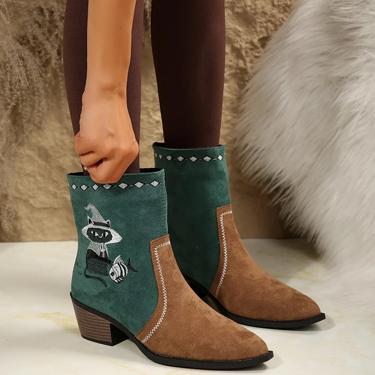 Boots Women Mix Color Embroidered Western Cowboy Autumn Winter Chunky Heel Ankle Boots Woman Pointed Toe Slip on Chelsea Booties