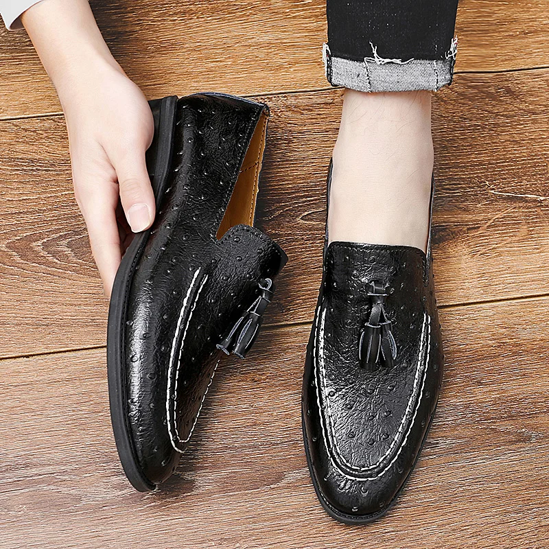 Brand White Tassel Men's Leather Shoes Casual Moccasin Homme Men's Oxford Shoes Flat Men's Boat Shoes Business Men's Loafers