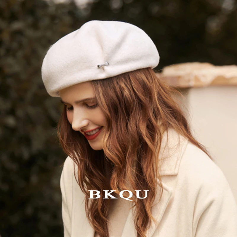 Elegant Ladies Wool Beret British 