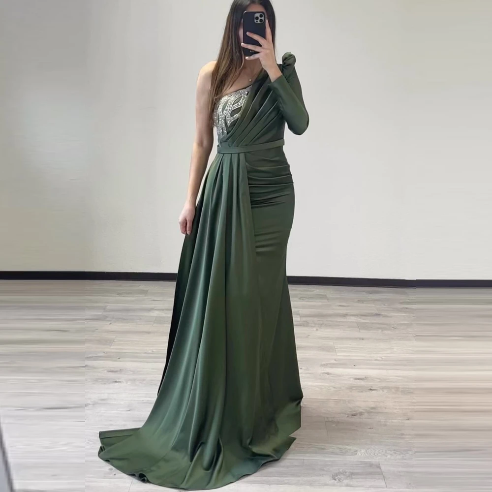 

Qcenkern Long Sleeves One-Shoulder Evening Formal Saudi Arabia Satin Green Party Dresses Gowns Women Robes de Soirée 2023