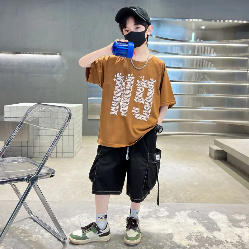 

Cool Boys Casual Tops and Shorts Summer Two Pieces Children's Clothes Suit Short Sleeve European Style Kids Teenage Sport Outfit