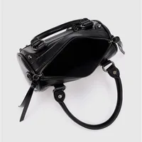 Sac à main à Rivets de grande capacité pour femmes, sac d'oreiller de grande capacité, sac à main de moto de Bowling, sac à bandoulière simple 6