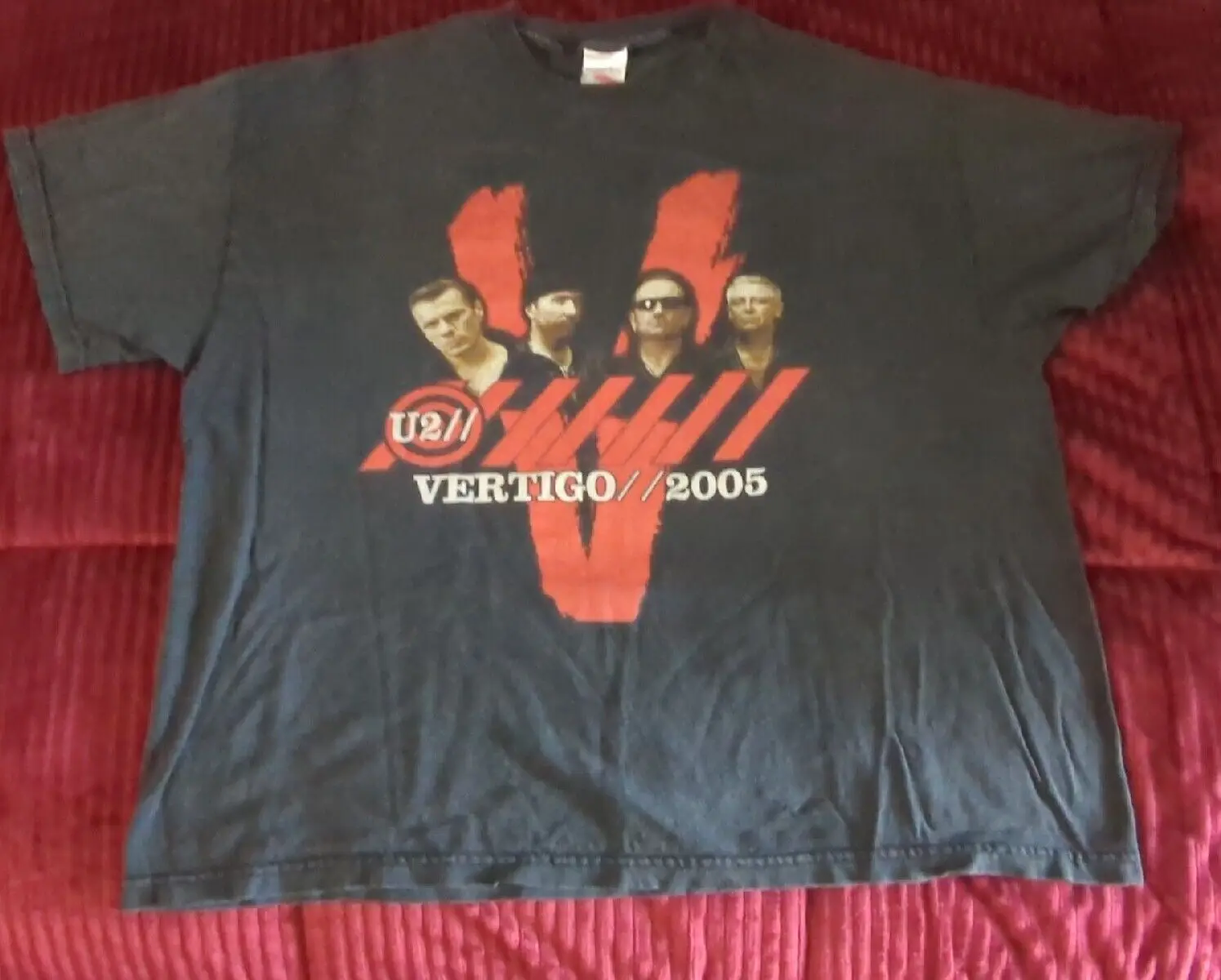 Vintage U2 Vertigo 2005 Tour Tee Extra Large