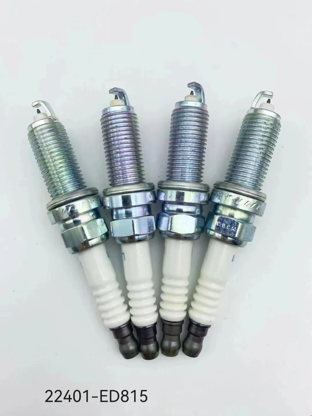 

4/6PCS Iridium Spark Plug 22401-ED815 LZKAR6AP11 For Nissan Micra March Tiida X-Trail Renault Clio 22401ED815 LZKAR6AP-11