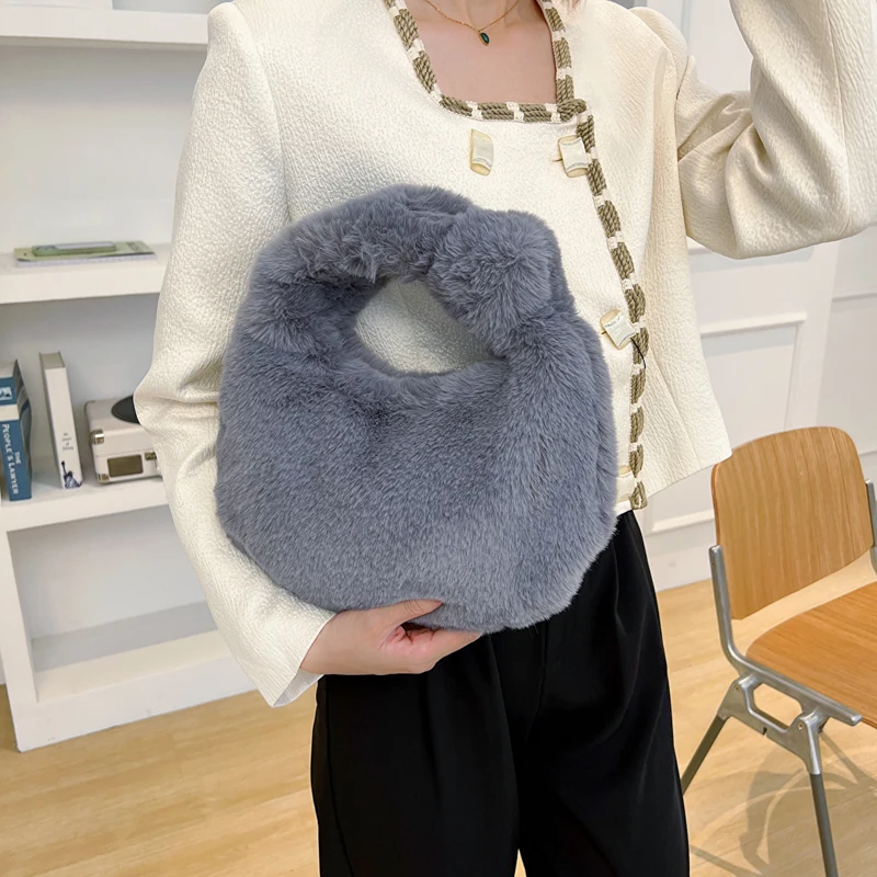 Knotted Plush Handbags For Women 2022 Winte New Furry Luxury Designer Handbag Soft Fluffy Y2K Tote Bag Faux Fur Hobos Korean INS