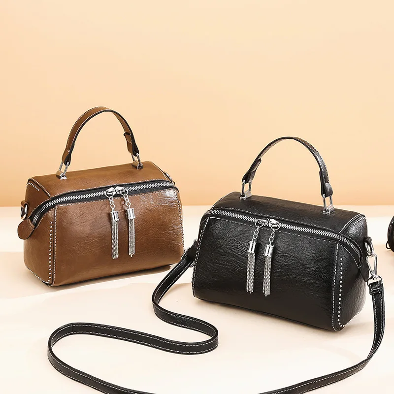 

Brand Women Leather Handbags Fashion Rivet Female Bag Multicolor High Capacity Crossbody Bags for Ladies New Luxury Shoulder Bag