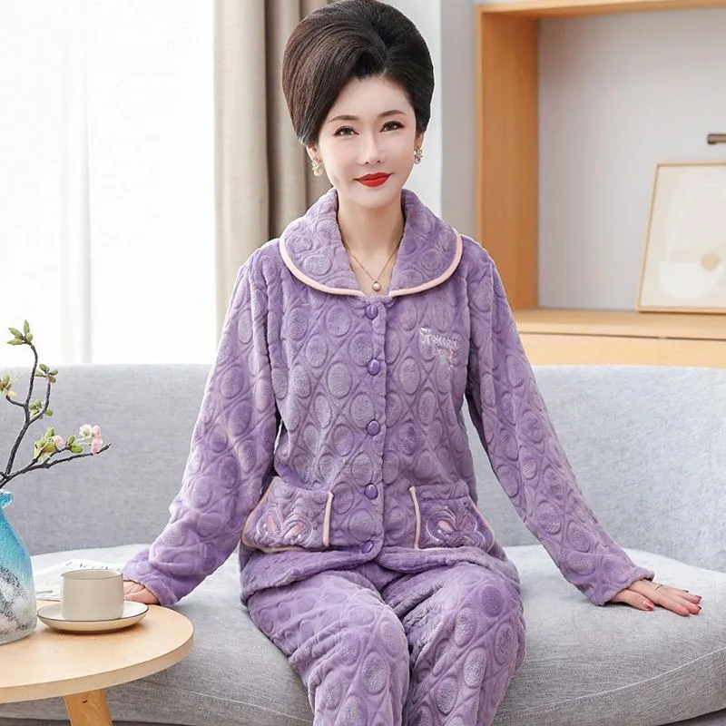 2023 New Middle Aged Elderly Women Flannel Pajamas Autumn Winter Thickened Loungewear Coral Velvet Thermal Warm Sleepwear Set