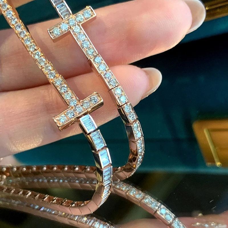 Sd82f4378b014450388d4c428cd09ea38G Aazuo Fine Jewelry 18K Solid Rose Gold Natrual Diamonds 1.7ct Fairy Cross Bracelet For Woman Senior Banquet Engagement Party
