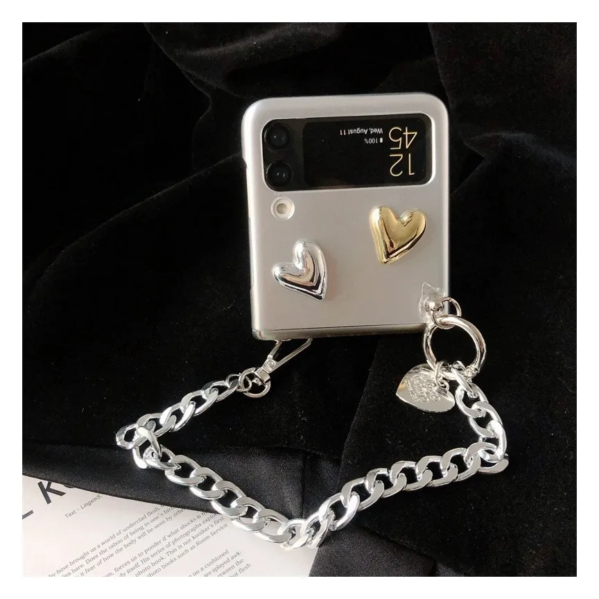Fashion Cute Cartoon Heart Pearl Dog Bracelet PC Phone Case For Samsung Galaxy Z Flip 4G 5G Flip3 Case Z Flip4 Z Flip 3 Capa samsung galaxy z flip3 phone case