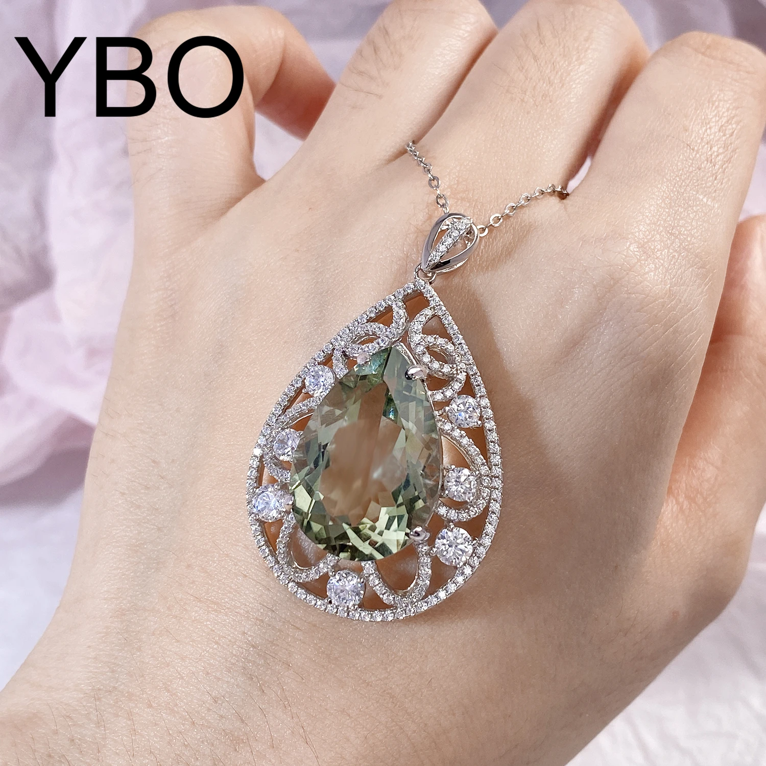 

YBO Luxury Big Gemstone Fine Jewelry Water Drop Green Crystal Hollow Out Geometric Pendant Necklaces 925 Silver Clavicle Chains