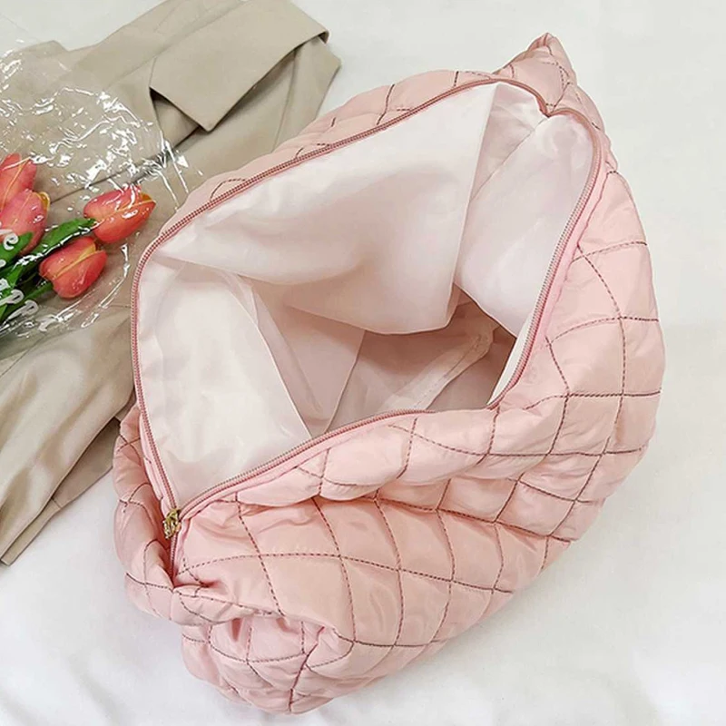 Women Large Capacity Quilted Tote Bag Winter Warm Lightweight Down Cotton Padded Plaid Shoulder Bags Underarm Bags Puffy Handbag