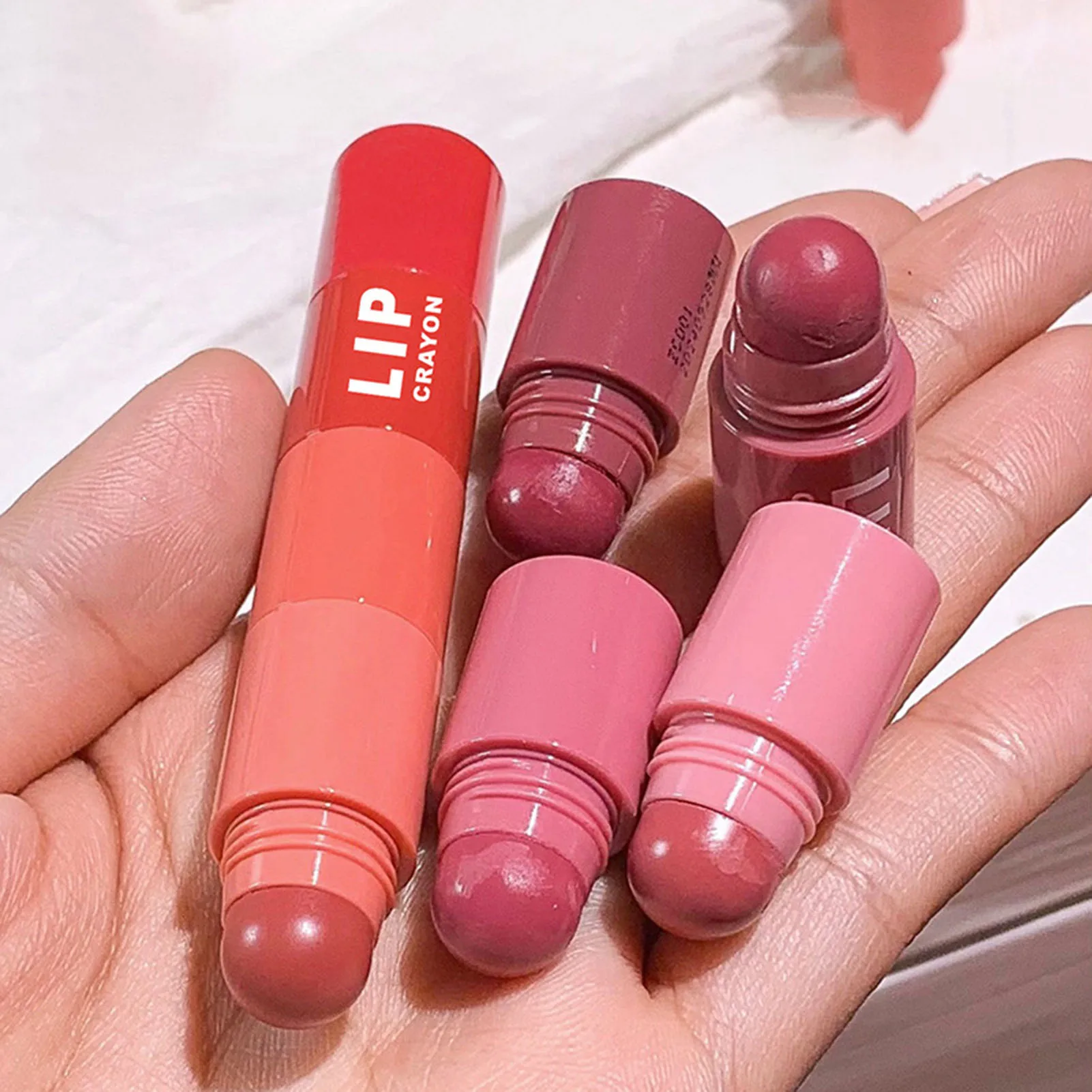 

4 in 1 Nude Color Velvet Mist Lip Gloss Smooth Soft Lipstick Rich Colors Quick-Drying for Daily Life Everyday Use
