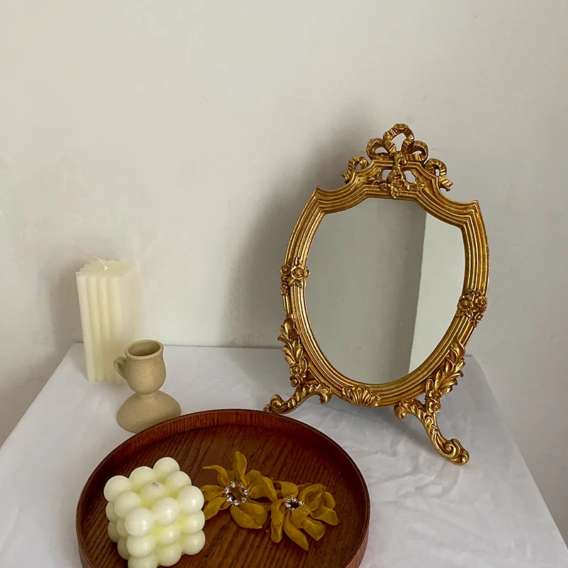 Espejo dorado Vintage para escritorio, accesorio decorativo de resina  Europea tallada, redondo, antiguo, soporte para espejo de tocador, espejos  cosméticos, decoración de pared - AliExpress