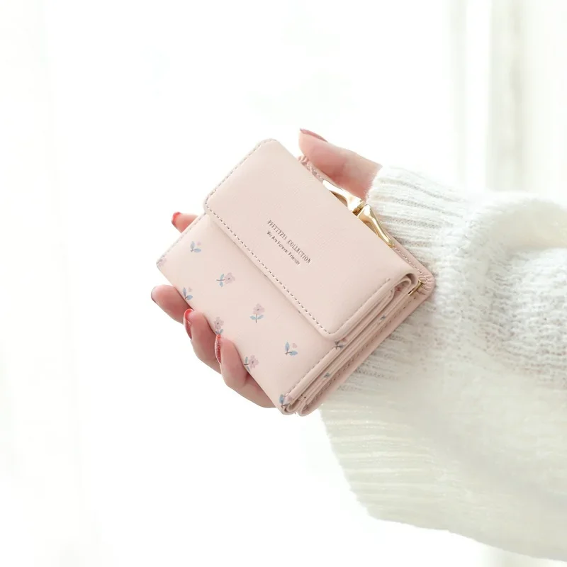 New Short Buckle Purse Korean Version of The Three Fold Small Fresh and Simple Personality Small Floral Mini Ladies Money Clip 2