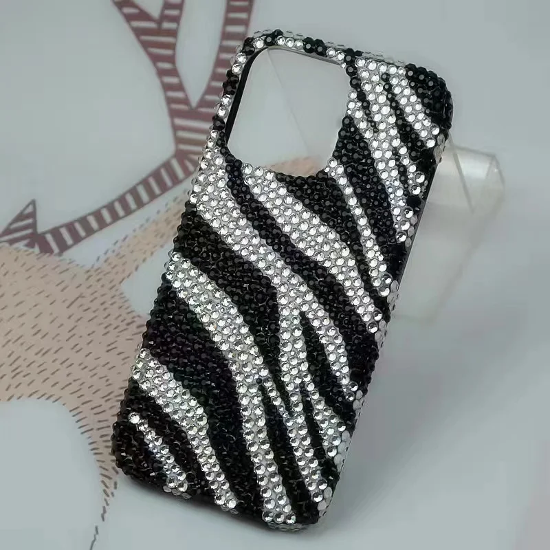 Luxury Rhinestone Black and White Zebra Pattern Phone Case Protective Cover for iPhone 15 Pro Max 14 Plus 13 12 11 Xsmax Xr