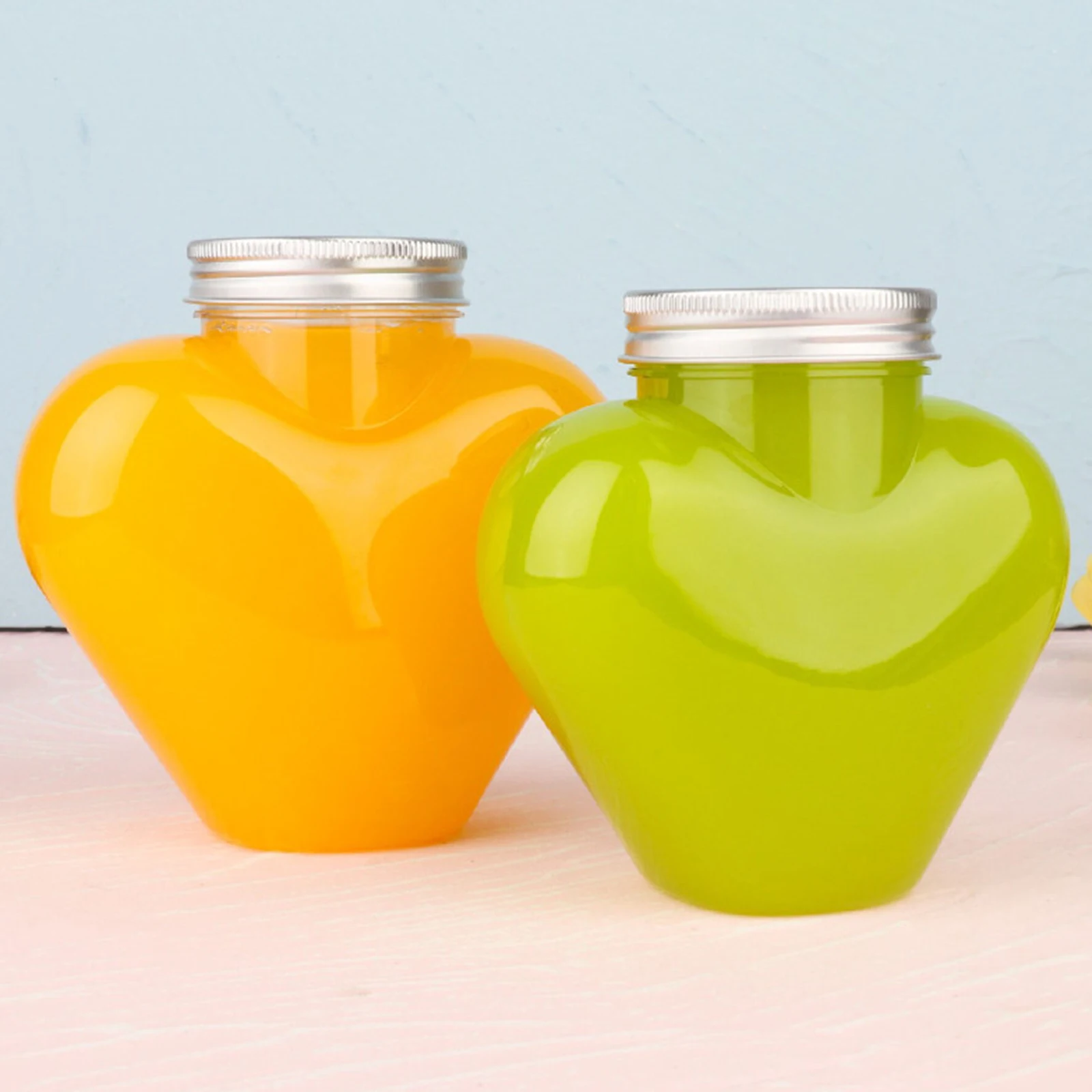 500ML Heart-shaped Clear Cold Drink Bottle Juice Bottles Leakproof Milk Bottles Portable Beverage Water Sealing