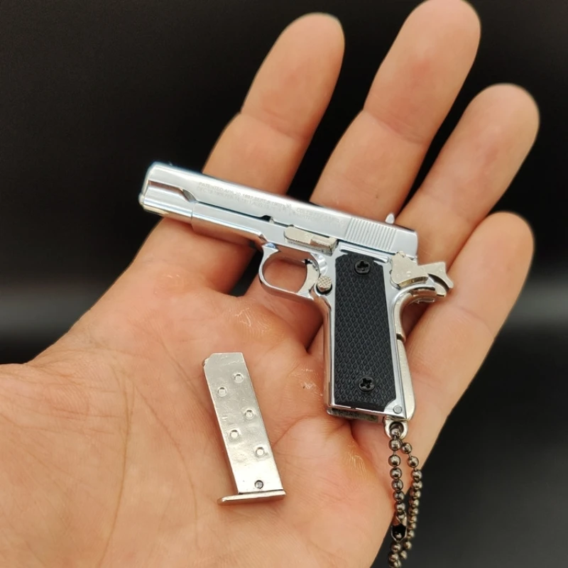 Toy Guns Pistol Keychain Gun Keychain Toy Pistol Toys Fidget Gun Toy 1:3 Colt 1911 Mini PUBG Metal Model Decoration Key Chain