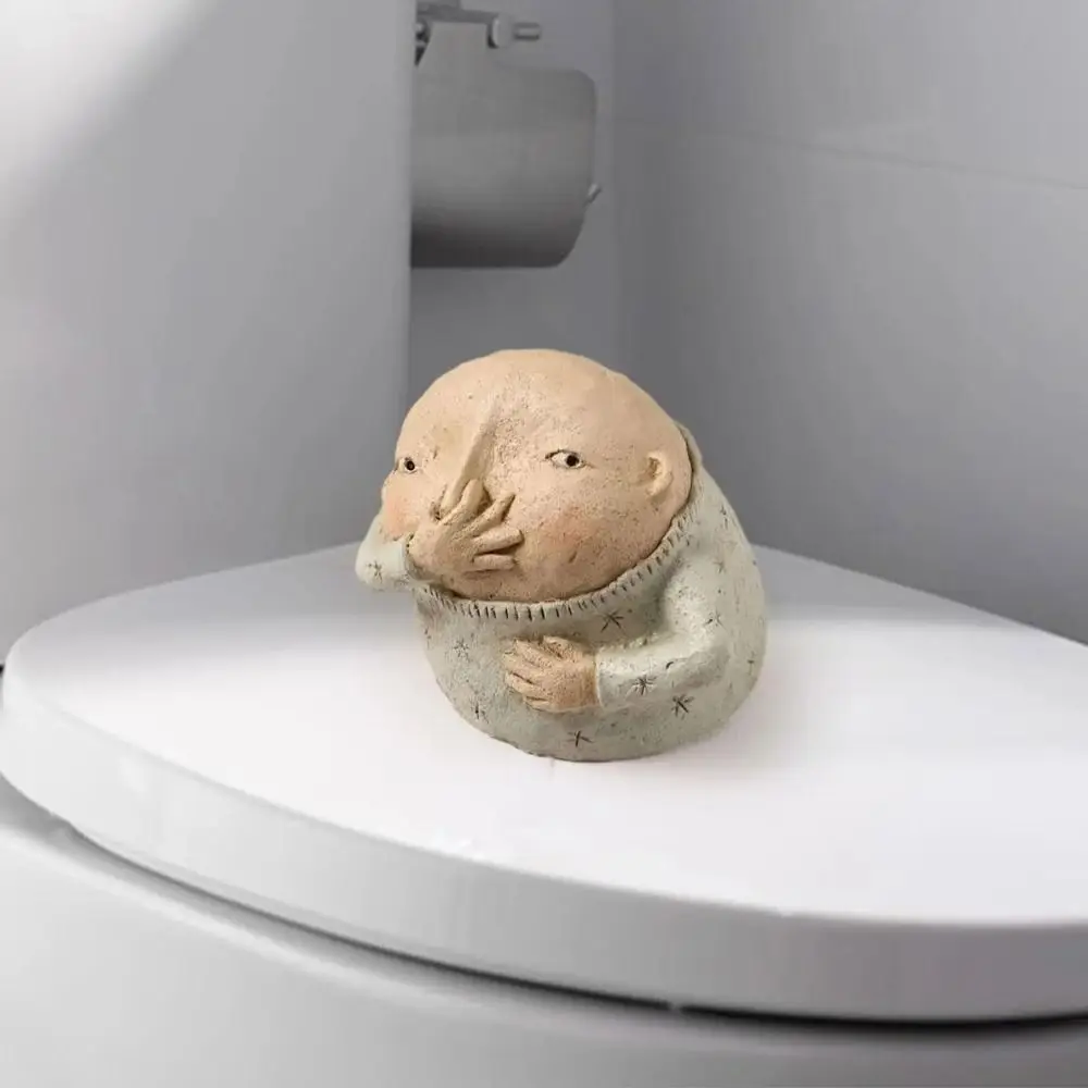 

Funny Boy Holding Nose Statues Desktop Decorative Modern Resin Vulgar Figurine Creative Kitschy Figurine Bookshelf