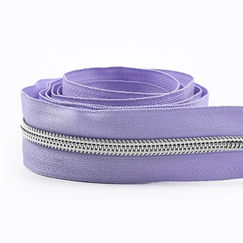 Durable Nylon Zipper for Sewing and DIY Projects