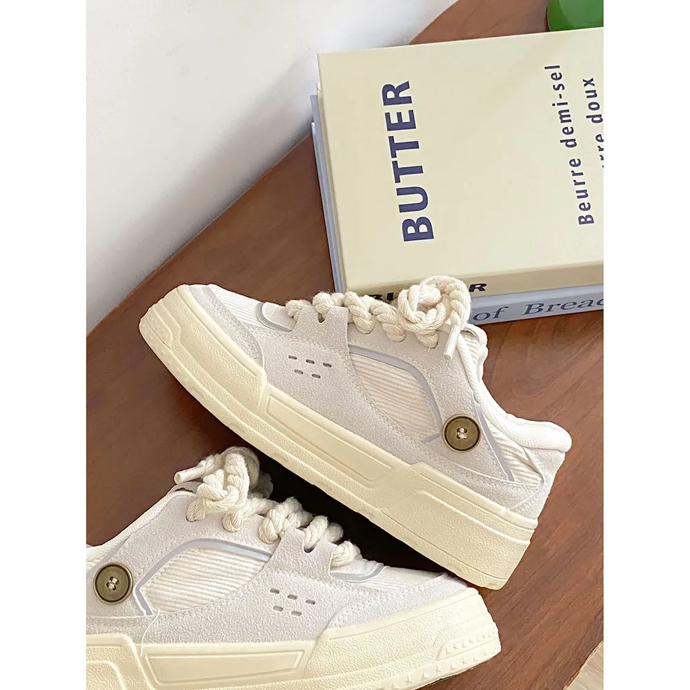 Thick Soled Leather Top Quality Women Shoes 2024 Instagram Trendy Fashion Soft Soled Women Casual Shoes Sports Shoes 24-152