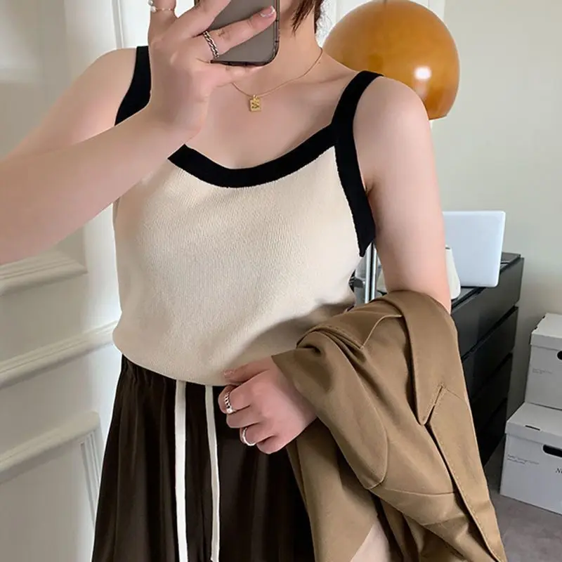 

Женская Повседневная Трикотажная майка без рукавов, облегающий кроп-топ на бретелях-спагетти с круглым вырезом, базовый универсальный топ в рубчик, y2k U196, на лето