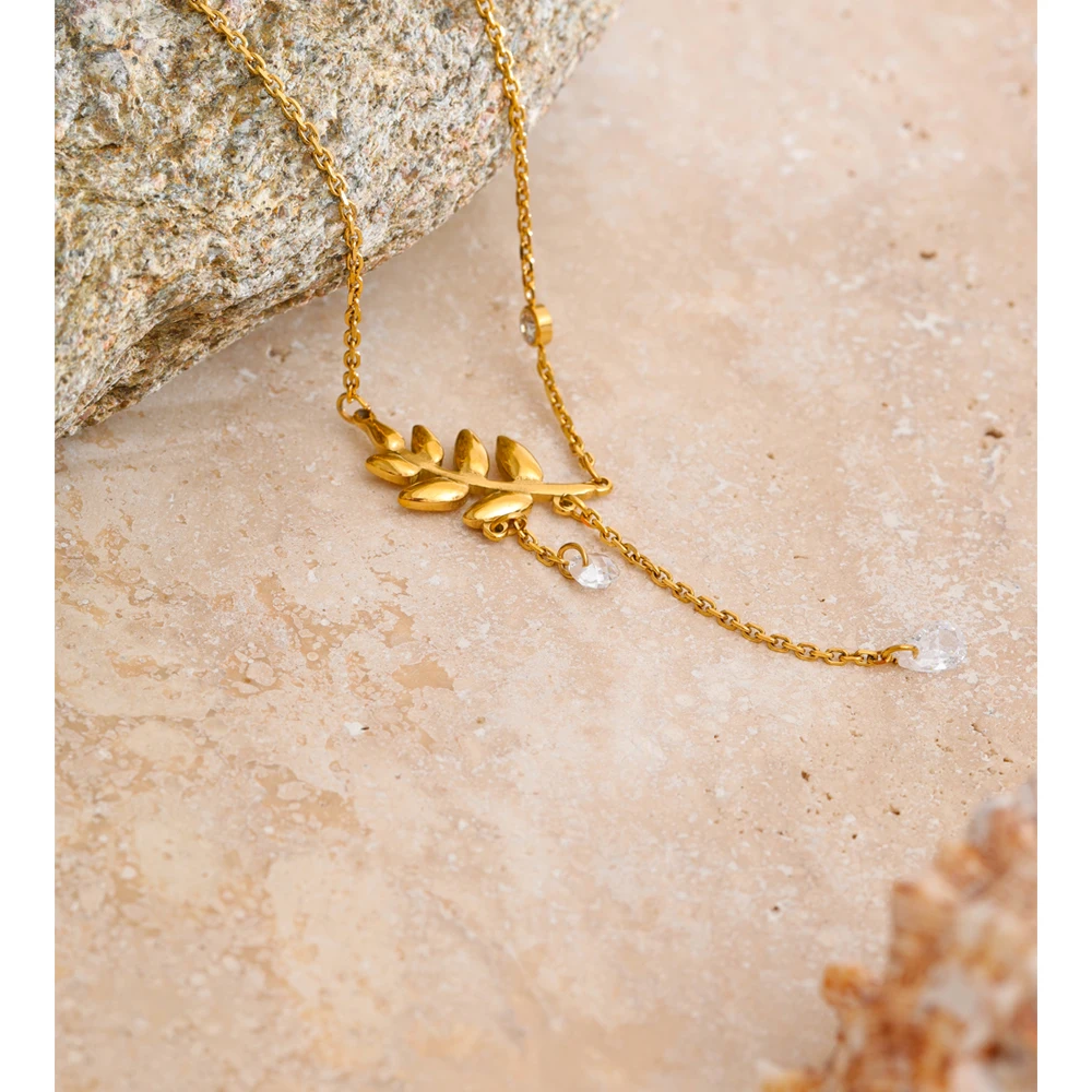 Yhpup Stainless Steel Leaf Chain Pendant Necklace