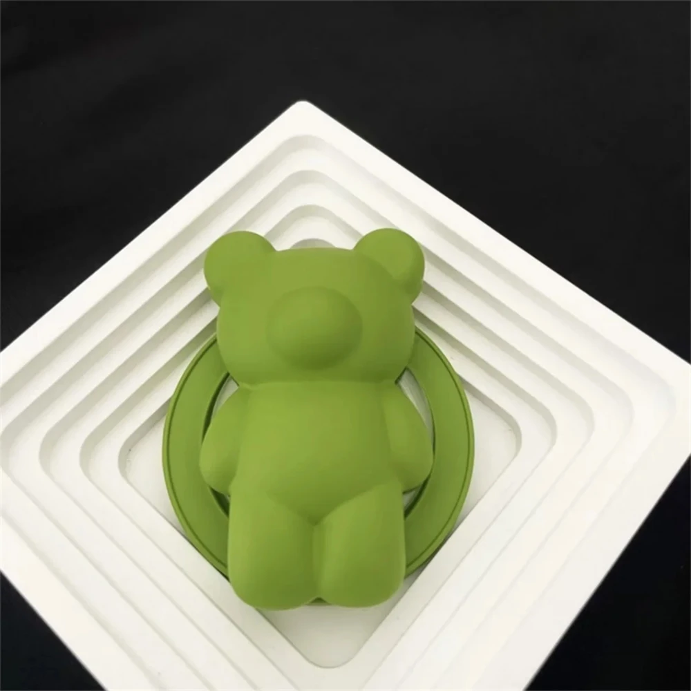 Chic 3D Silver Bear Magnetic Phone Holder & Stand - Matte Finish
