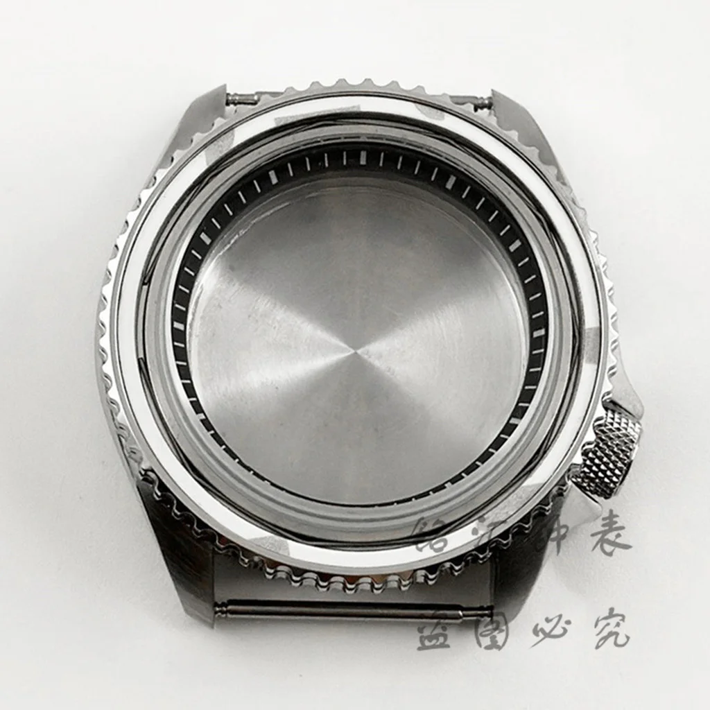 thumbnail image 1 of Caja de reloj con anillo negro de 42 mm y bisel inclinado para movimiento NH34, NH35, NH36, NH38 y NH70. Modificaciones de esfera de 28,5 mm. Mejora de la caja 007, 009 y 173, 1 of 5