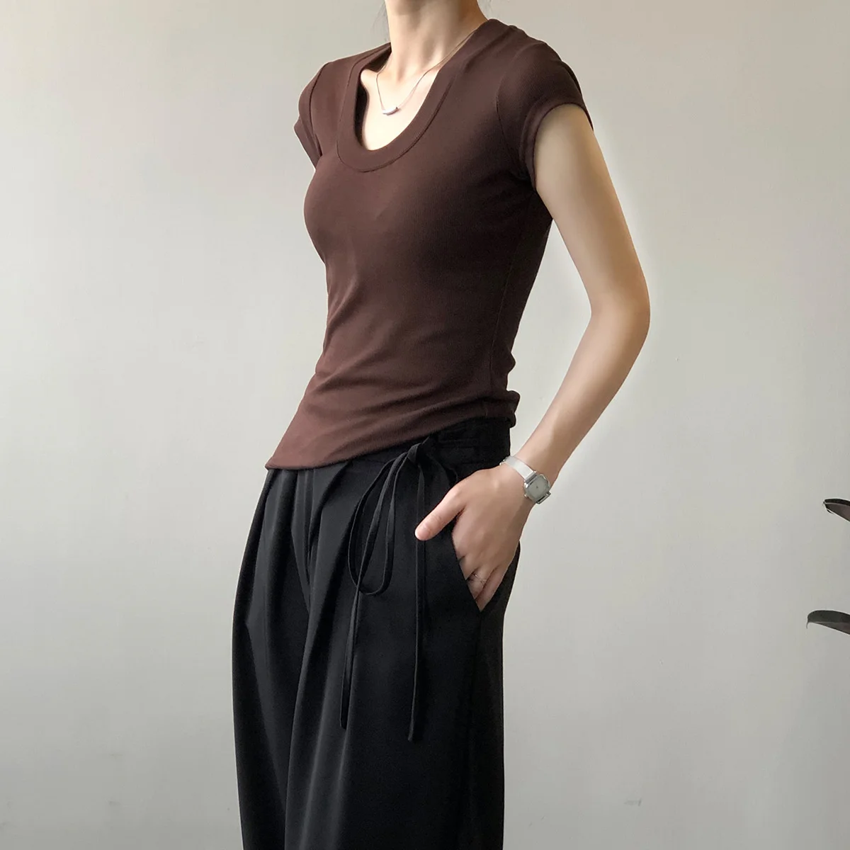 Title 8, Kadın Kısa Kollu Slim Fit Vintage Tişört Klasik...