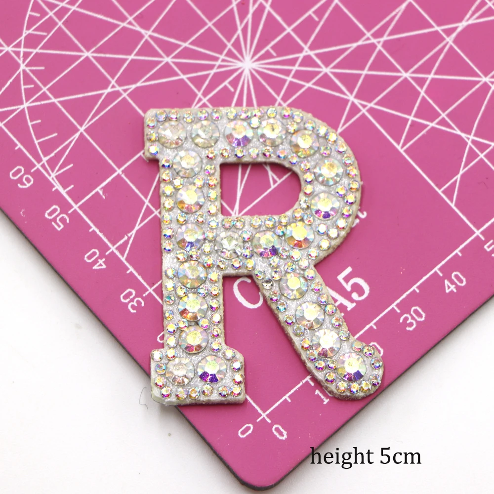 1PC A-Z Aufbügeln Weiß Strass Englisch Brief Patches Hochzeit Kleidung Handwerk DIY Party Handwerk NähenPersonalisierte Buchstaben Patches – Detail 18