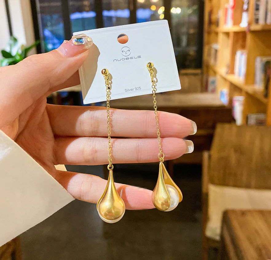 2022 new trend S925 silver needle alloy tassel pearl elegant Vintage Earrings for women Fashion Jewelry